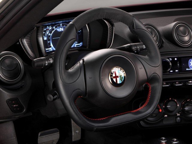 Η Alfa Romeo 4C στο Goodwood... (video)