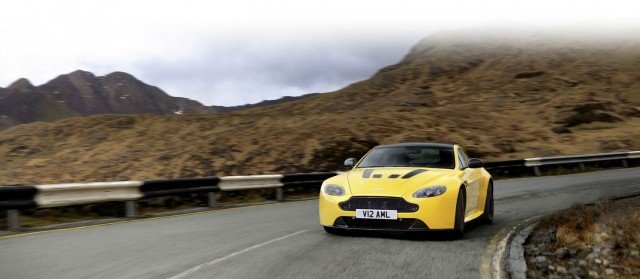 Αυτή η Aston Martin είναι η ταχύτερη όλων των εποχών!
