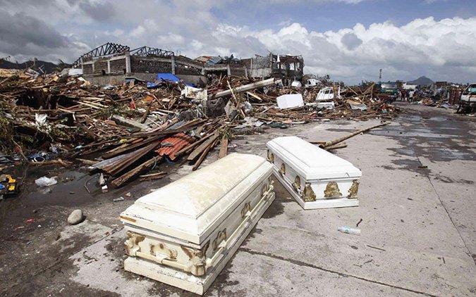 Φονικός τυφώνας πλήττει τις Φιλιππίνες