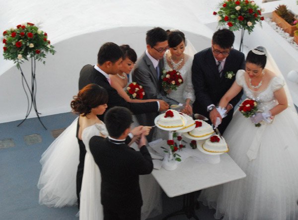 Μαζικοί γάμοι Κινέζων στην Κρήτη (φωτο)