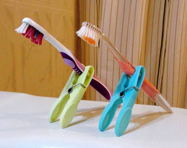 Αυτή είναι η ιδανική θήκη για τις οδοντόβουρτσες! (φωτο)