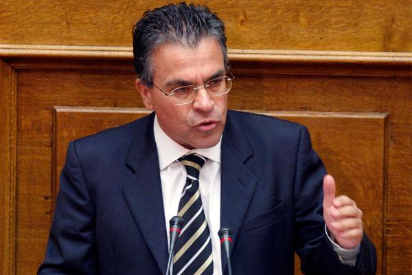 Α. Ντινόπουλος: Μέσω sms ειδοποίησε δημάρχους και περιφερειάρχες!