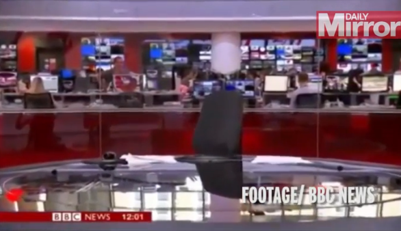 BBC: Το δελτίο ειδήσεων ξεκίνησε χωρίς παρουσιαστή