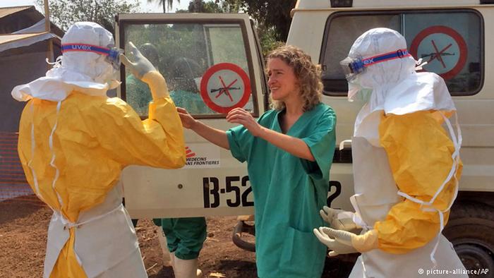 Π.Ο.Υ: Υποτιμημένη η εξάπλωση του ιού Έμπολα