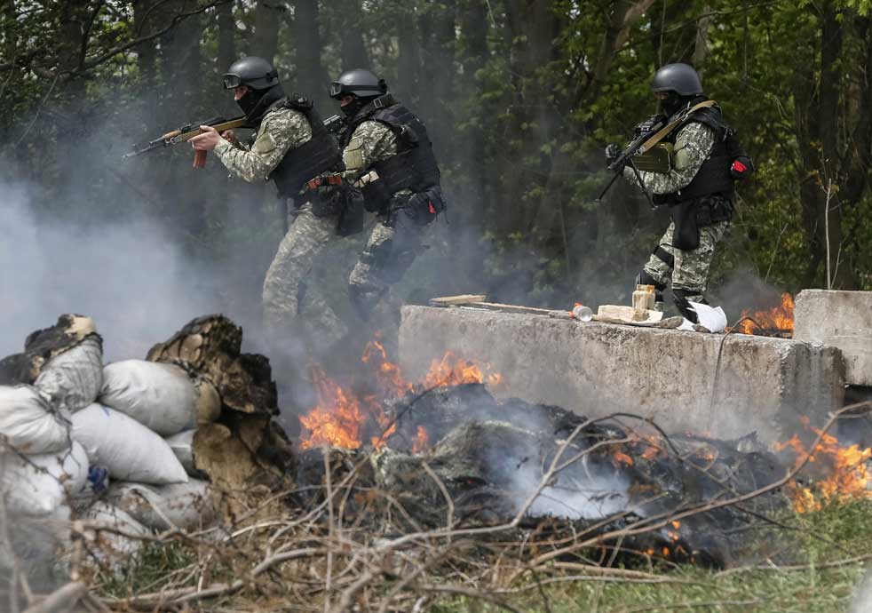 Ουκρανία: Νεκροί 20 στρατιώτες από επίθεση φιλορώσων