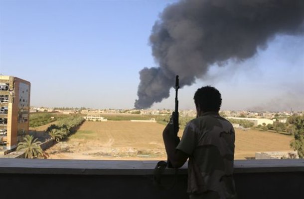 Λιβύη: Σφοδρές μάχες στην Τρίπολη