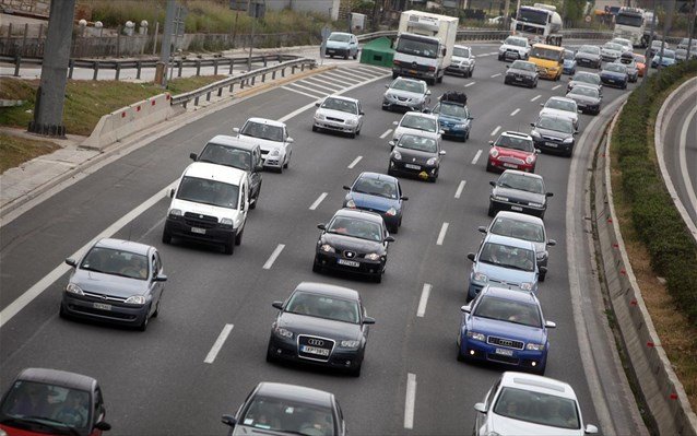 Μείωση στα τεκμήρια αυτοκινήτων εξετάζει το ΥΠΟΙΚ