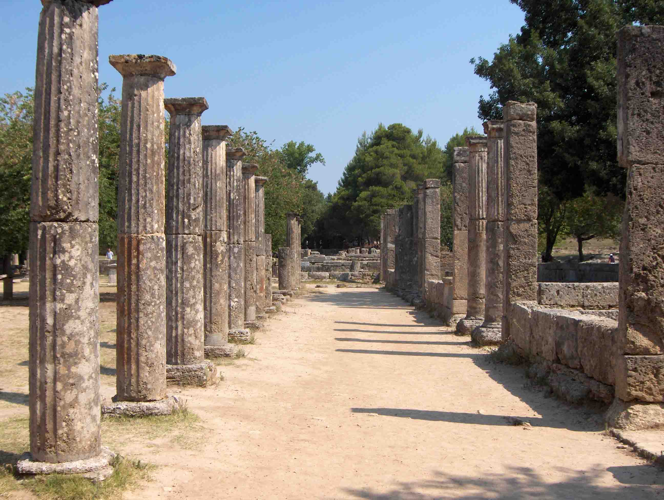 Τραγελαφικό: Έστειλαν ΕΝΦΙΑ στην Αρχαία Ολυμπία και στο Παναθηναϊκό στάδιο