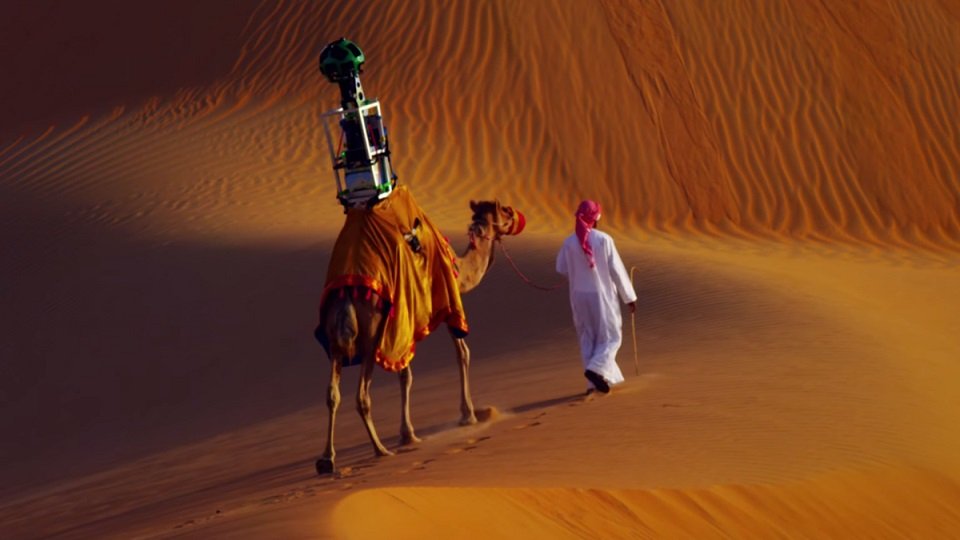 Η Google αντικατέστησε το vanάκι του Street View με καμήλες! (βιντεο)