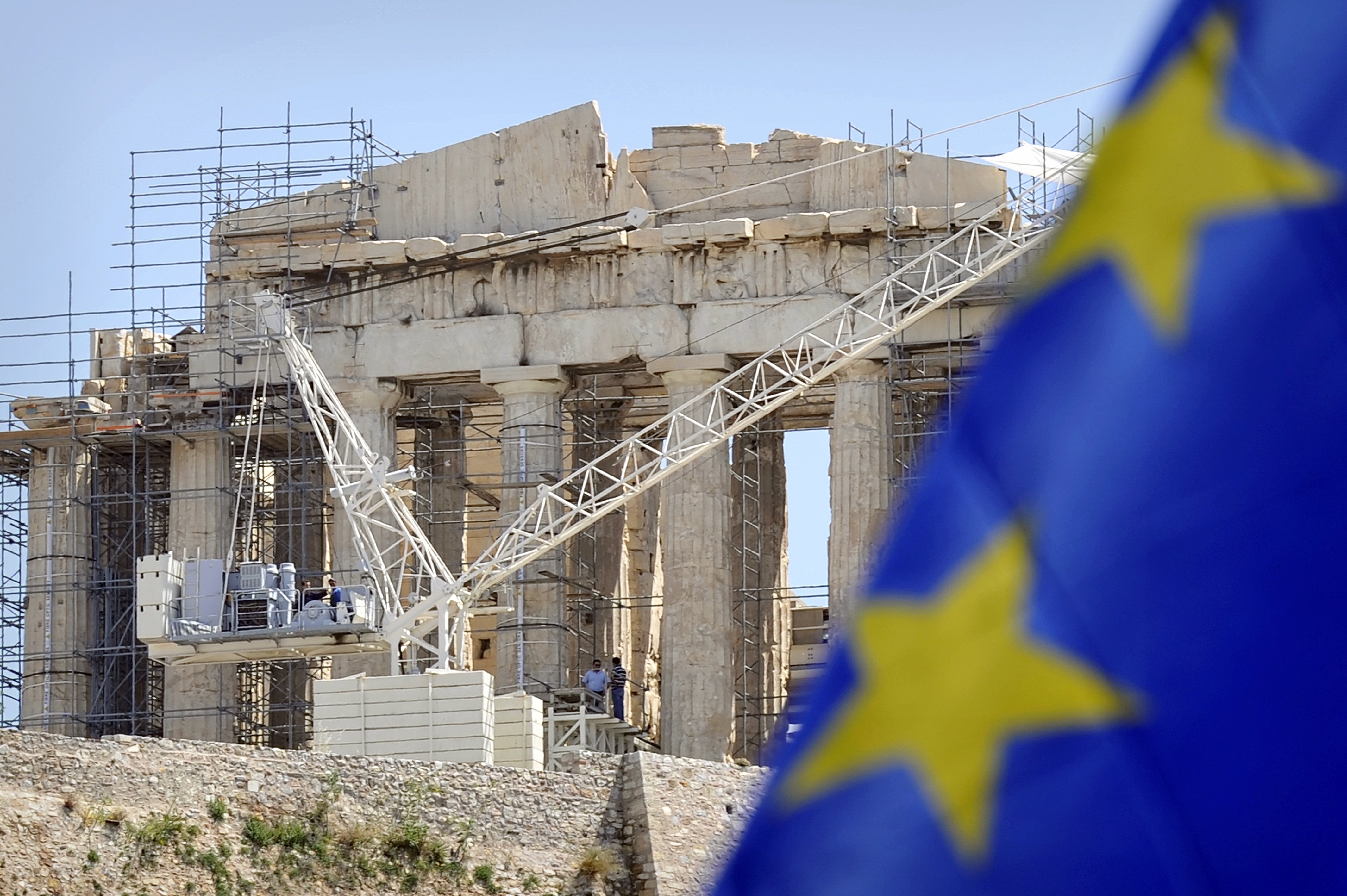 Bloomberg: Δώστε στην Ελλάδα μια ευκαιρία!