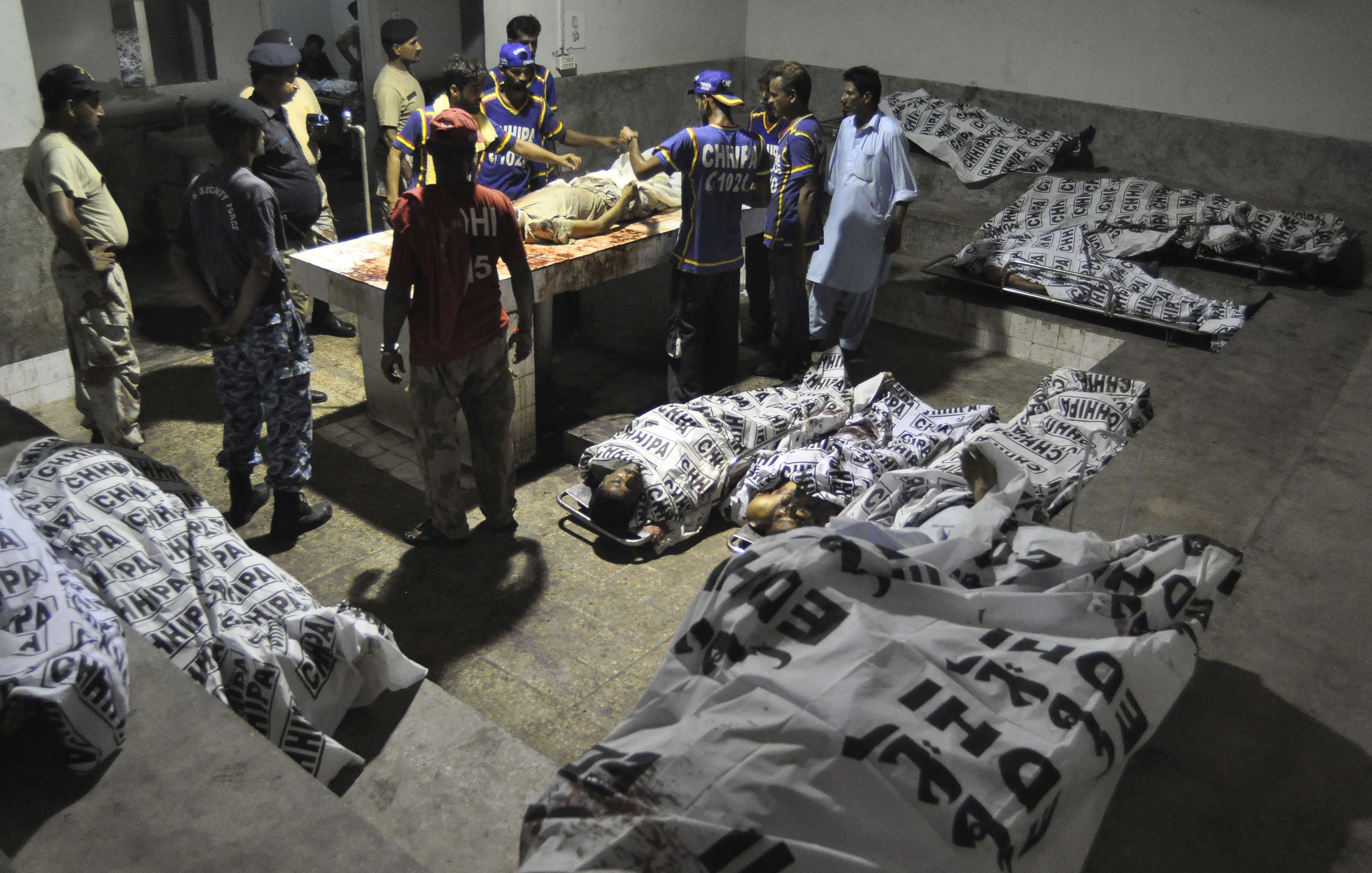 Δεκάδες νεκροί από επίθεση Πακιστανών Ταλιμπάν στα σύνορα Πακιστάν - Ινδία