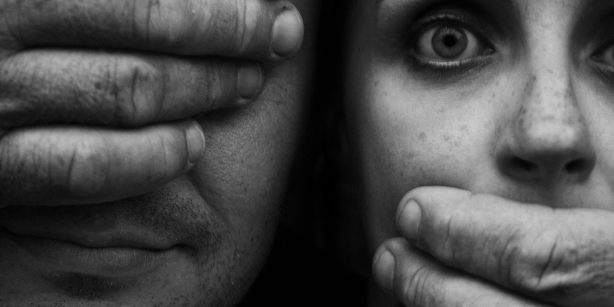 Τραγική... αστυνομική σκηνοθεσία: Εσείς ευθύνεστε για τον βιασμό σας (VIDEO)