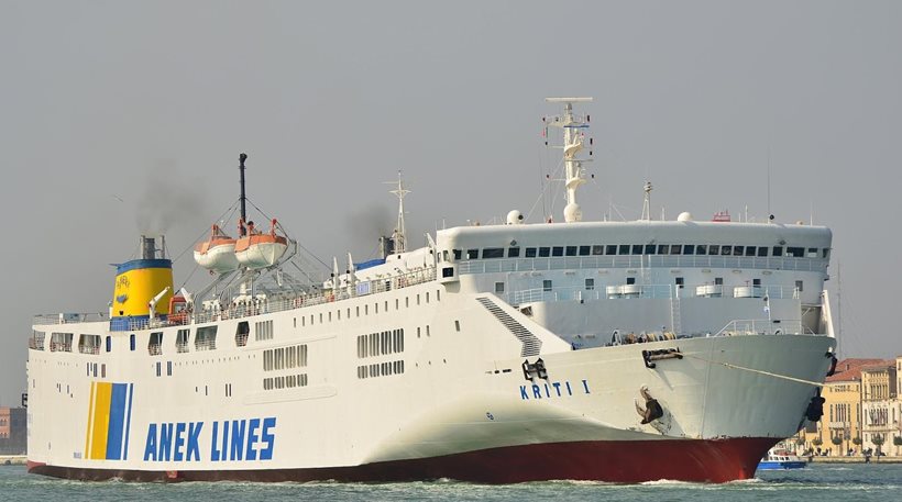 Μηχανική βλάβη στο πλοίο «Κρήτη»