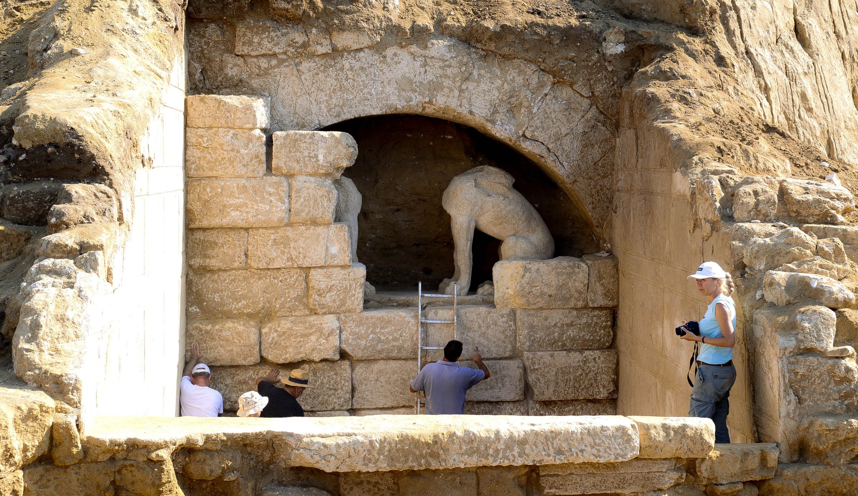 Η αποκάλυψη που έκανε ο Τασούλας για το ταφικό μνημείο στην Αμφίπολη