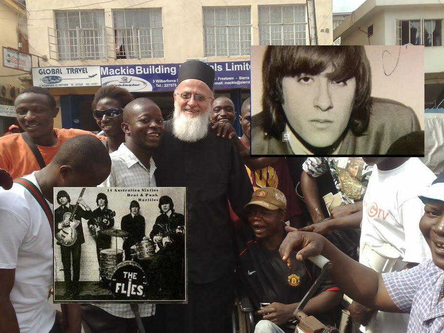 Από άθεος Rock Star, στη μάχη κατά του Ebola ως ορθόδοξος ιερέας στη Σιέρα Λεόνε - Όλη η ιστορία του