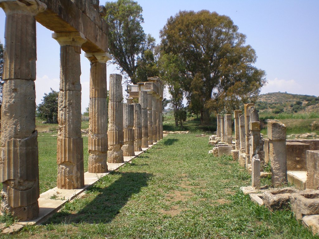 Βούλιαξε στα λασπόνερα ο ναός της Αρτέμιδας στη Βραυρώνα (φώτο)