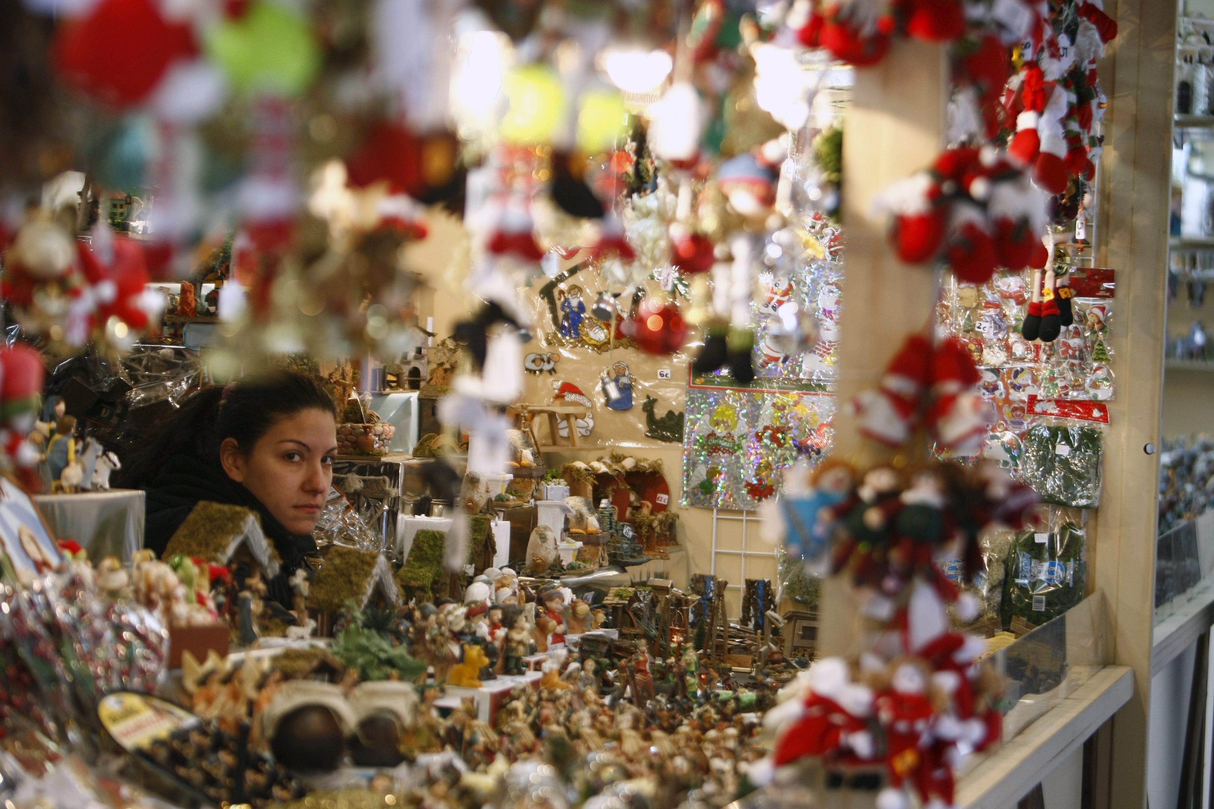 Χαμηλός ο τζίρος της χριστουγεννιάτικης αγοράς