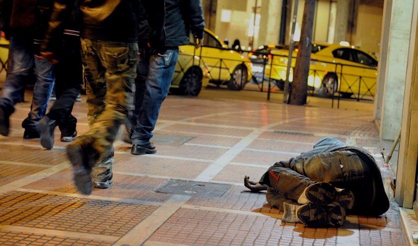 Δήμος Αθηναίων: Στο πλευρό των άστεγων, με κουβέρτες και θερμαινόμενους χώρους