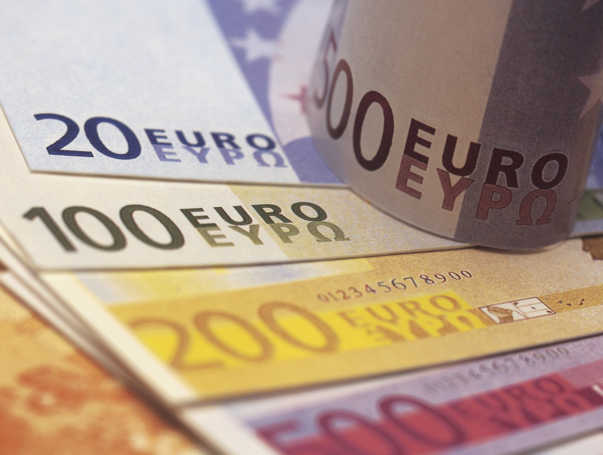 Πρωτογενές πλεόνασμα 3,5 δισ. ευρώ στο 11μηνο