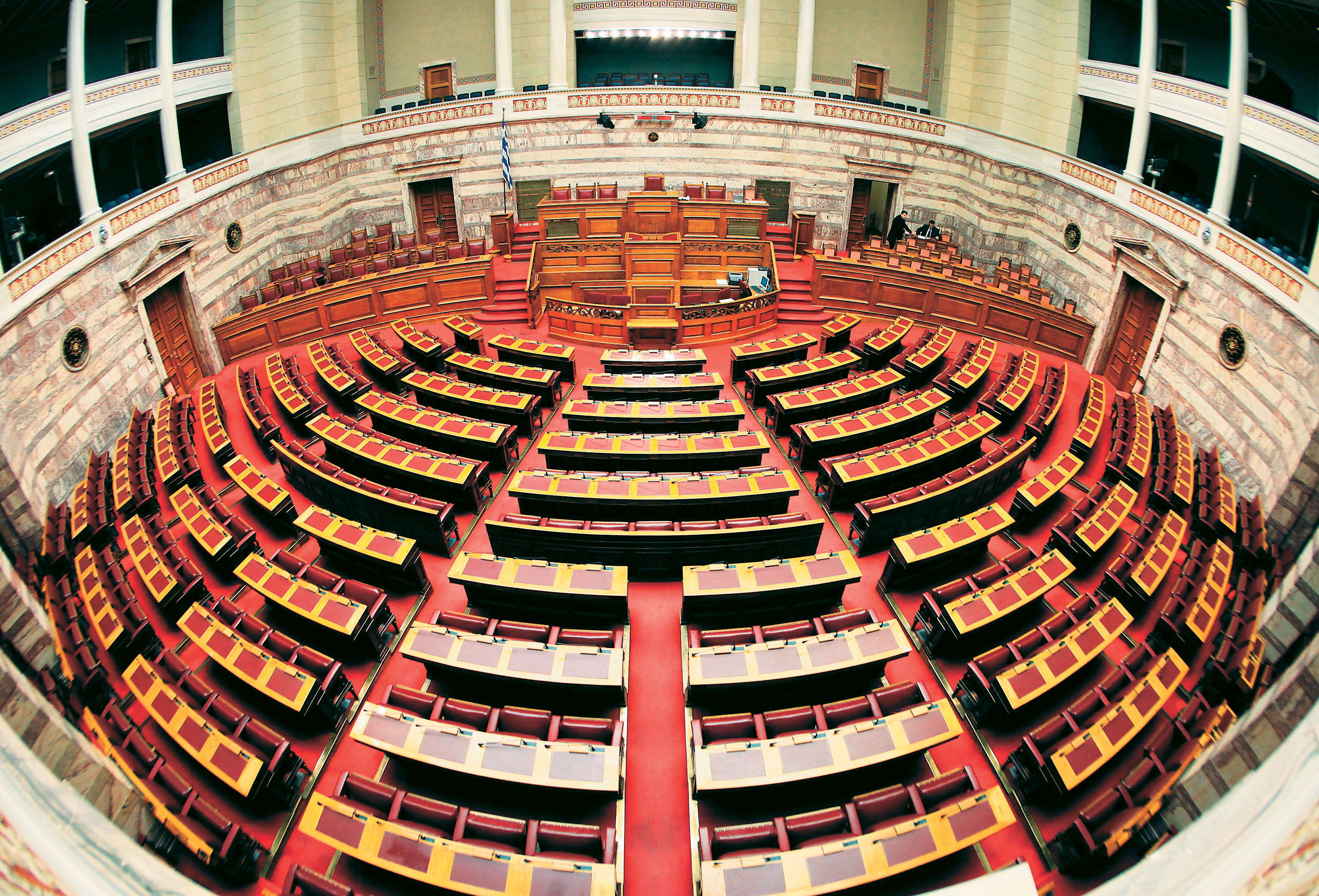 Στους 168 οι βουλευτές που στήριξαν Δήμα - 131 ψήφισαν «παρών»