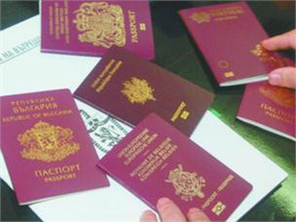 Παρατείνεται το ωράριο λειτουργίας στα γραφεία διαβατηρίων