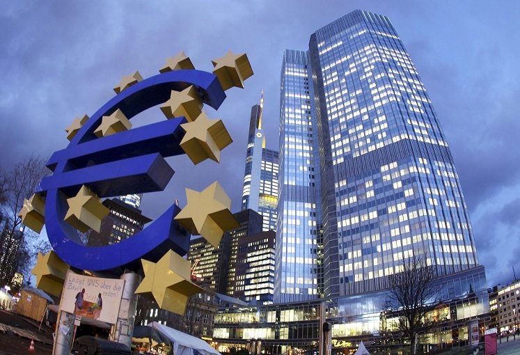 Μαφιόζικες πρακτικές από την ΕΚΤ! Η ΕΚΤ θα εξαιρέσει την Ελλάδα από τις αγορές ομολόγων