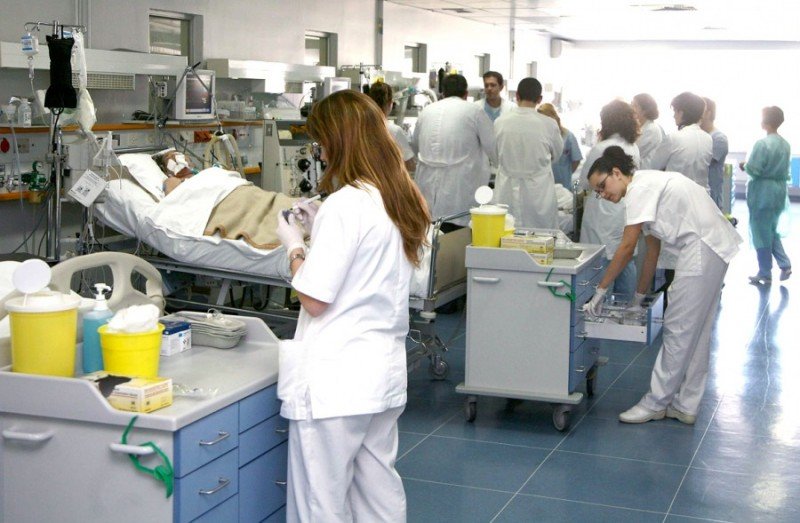 Παραμένει σε έξαρση η γρίπη: 19 ασθενείς νοσηλεύονται σε ΜΕΘ
