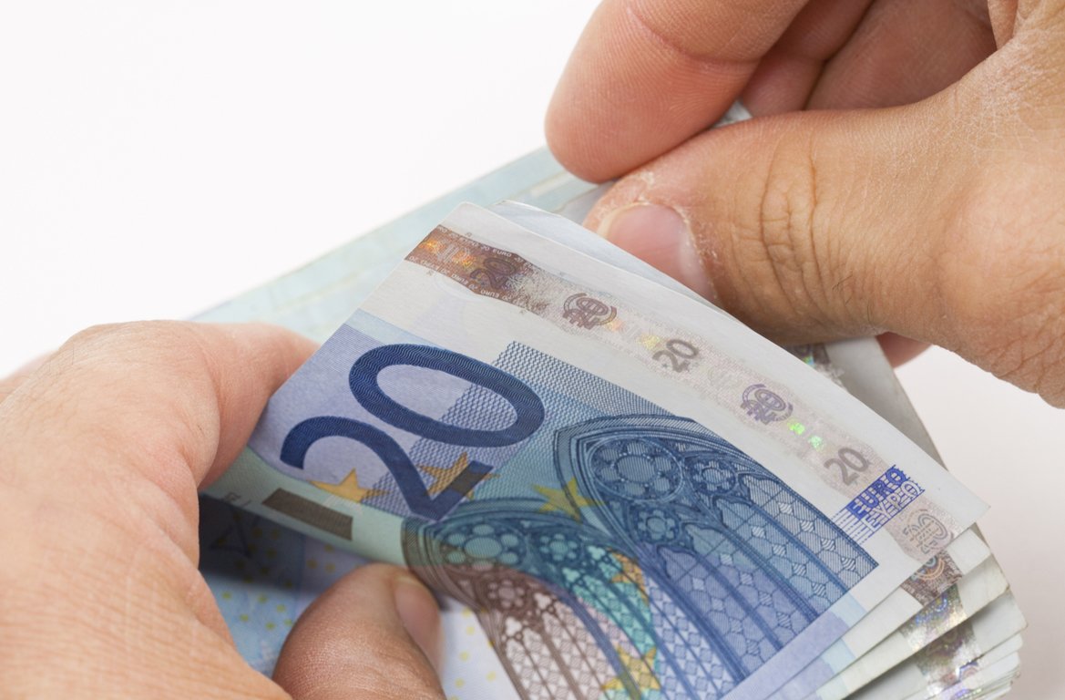 Τα 7 επιδόματα που αυξάνονται μαζί με το βασικό μισθό στα 751 ευρώ