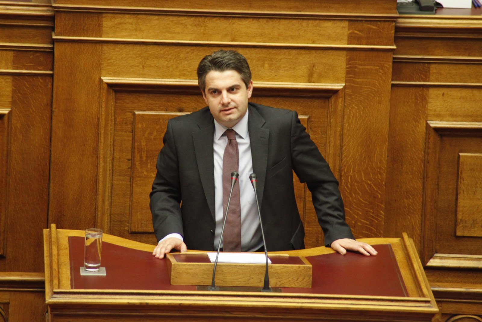 Ο. Κωνσταντινόπουλος: Το 2011 η Βαλαβάνη έβγαλε χρήματα με εμβάσματα στο εξωτερικό