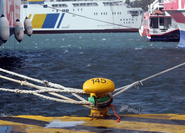 Απαγόρευση απόπλου λόγω θυελλωδών ανέμων – Ποια δρομολόγια εκτελούνται κανονικά