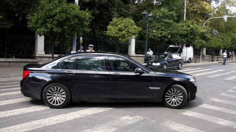 Ποιος κυκλοφορεί με τη πανάκριβη θωρακισμένη BMW του Βενιζέλου;