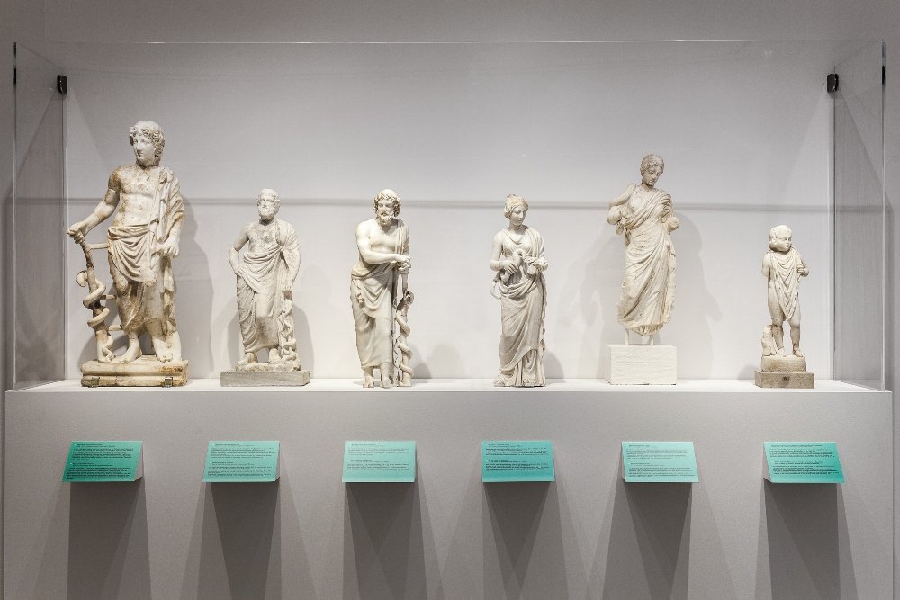 Πάνω από 50.000 επισκέπτες στην έκθεση «Ίασις. Υγεία, Νόσος, Θεραπεία από τον Όμηρο στον Γαληνό» του Μουσείου Κυκλαδικής Τέχνης