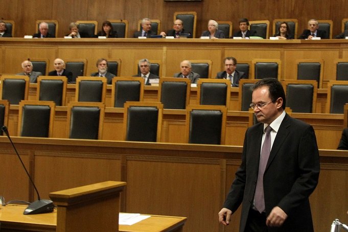 Δίκη Παπακωνσταντίνου: Για δεύτερη ημέρα καταθέτει ο πραγματογνώμονας της ΕΛΑΣ