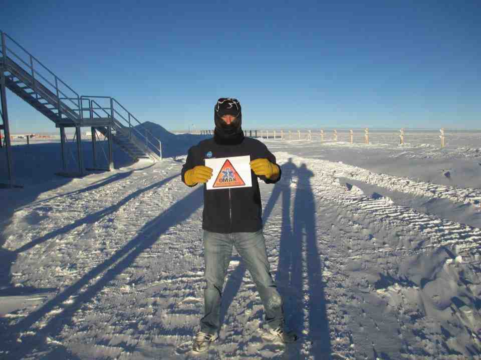 Βαγγέλης Καϊμακάμης : Ο γιατρός που πήγαινε για Αστροναύτης και  έγινε πειραματόζωο στη βάση της Ανταρκτικής