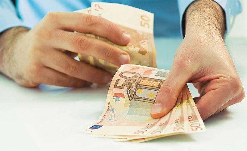 Έκρηξη στα «κόκκινα δάνεια» μέσα σε ένα 2μηνο - Αυξήθηκαν κατά 1 δισ. ευρώ