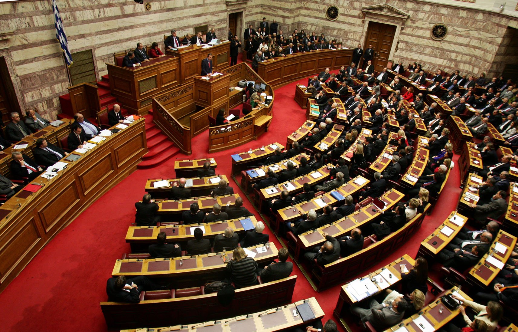 Στη Βουλή σήμερα το νομοσχέδιο για τη μεταφορά ταμειακών διαθεσίμων
