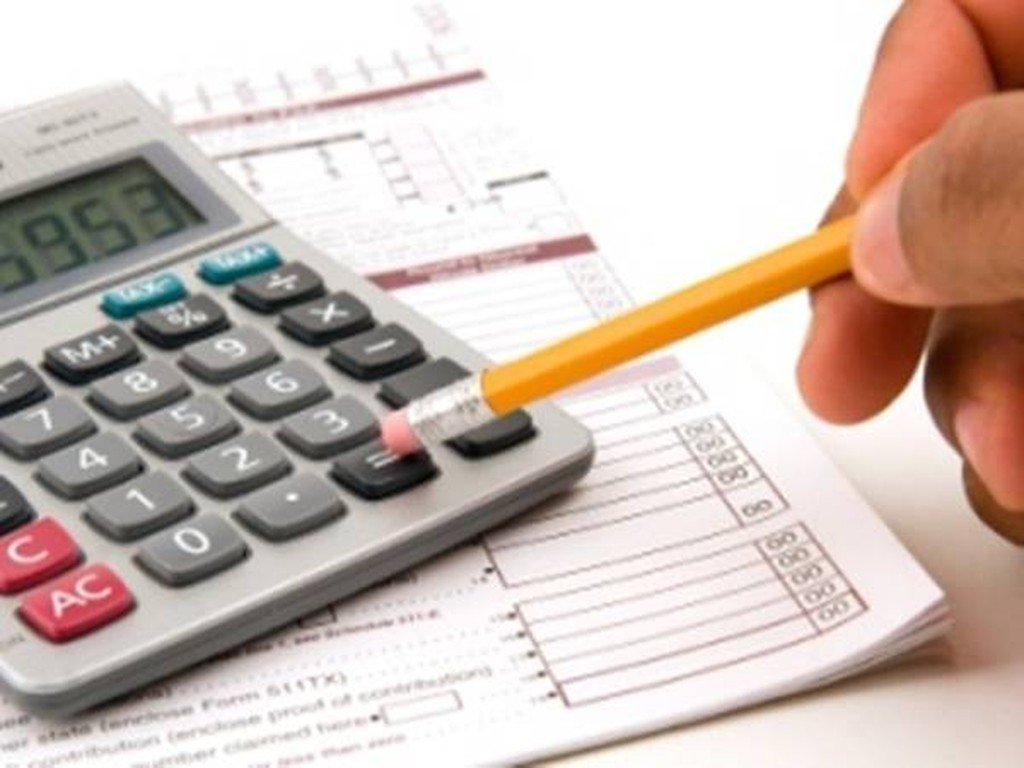 Αλλαγές στις φορολογικές δηλώσεις: Ποιοι θα βάλουν βαθιά το χέρι στην τσέπη το 2015
