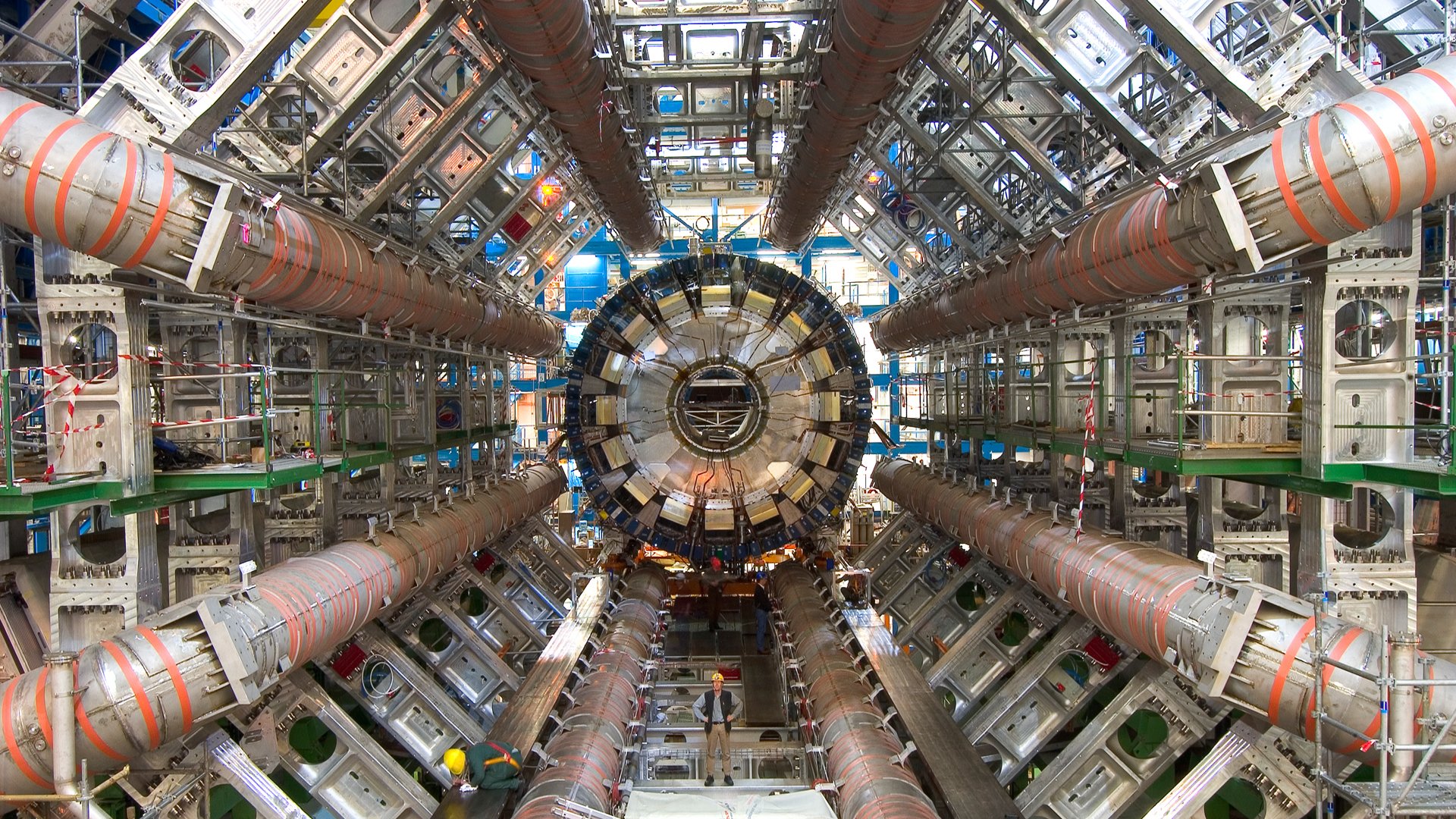Μέσα στο Σαββατοκύριακο η επανεκκίνηση του μεγάλου επιταχυντή του CERN