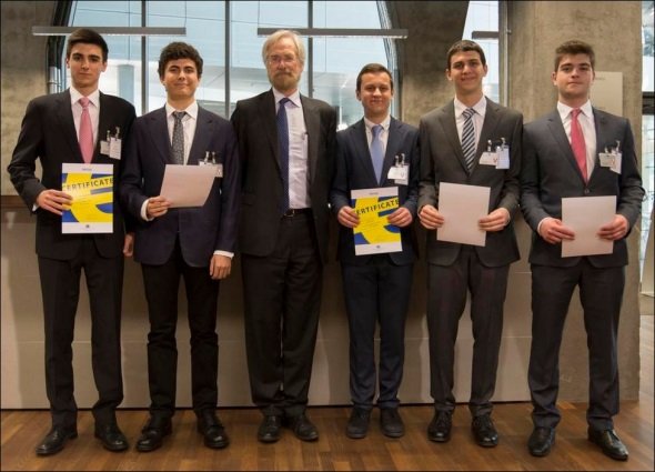 Μαθητές από την Ελλάδα κέρδισαν σε διαγωνισμό της ΕΚΤ