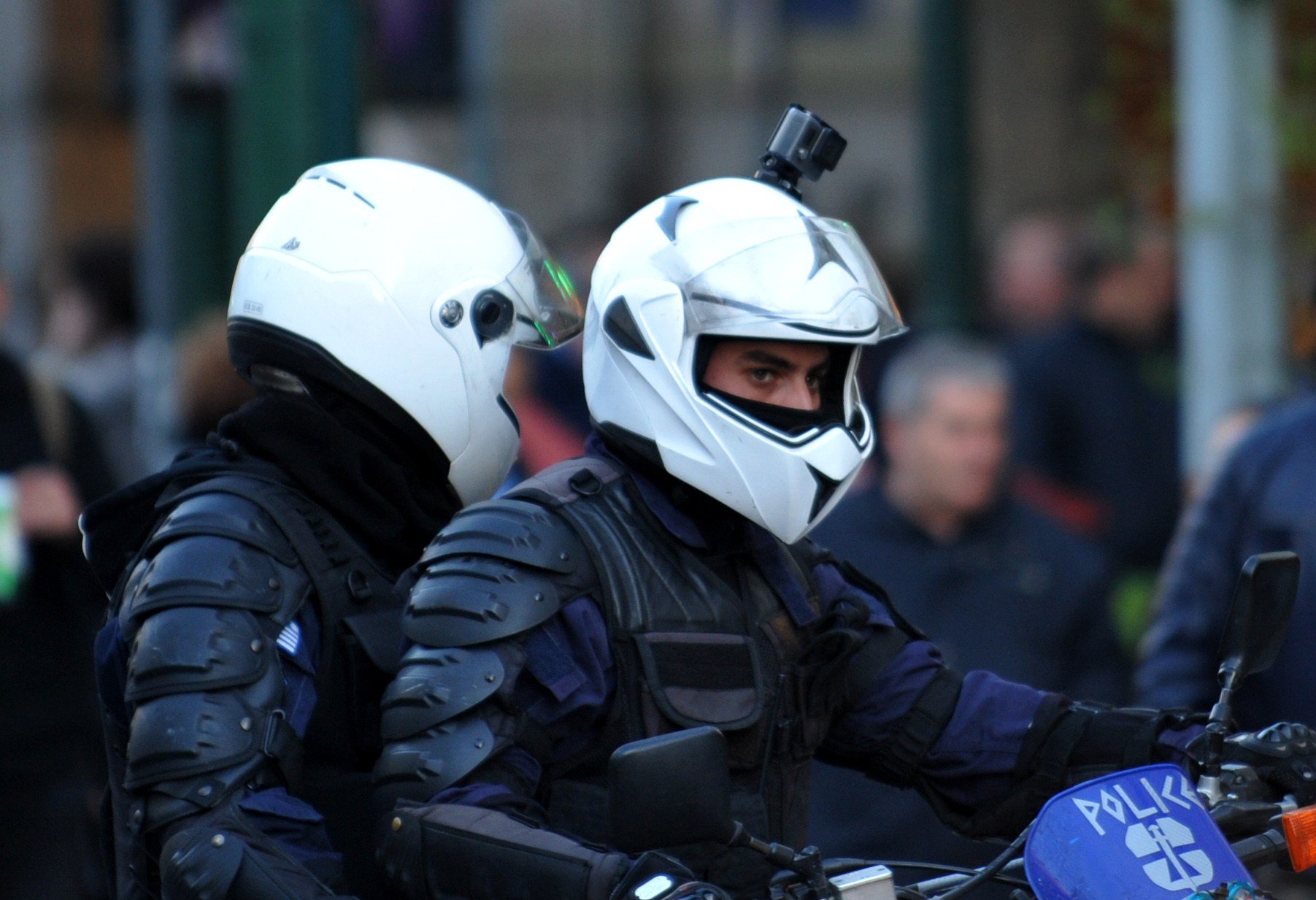“Φόρεσαν” κάμερα σε αστυνομικούς της ΔΕΛΤΑ για να τους... ελέγχουν! ΒΙΝΤΕΟ