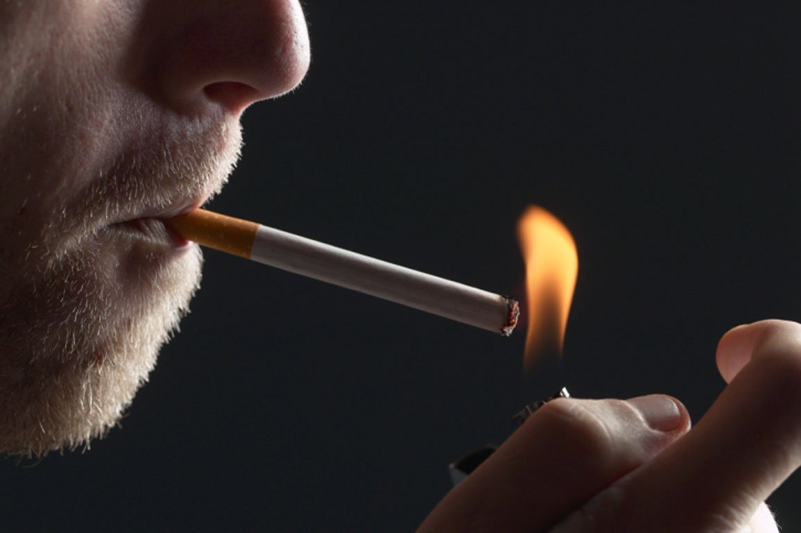 Μελετάται η ολική απαγόρευση του καπνίσματος στο κέντρο της Μελβούρνης