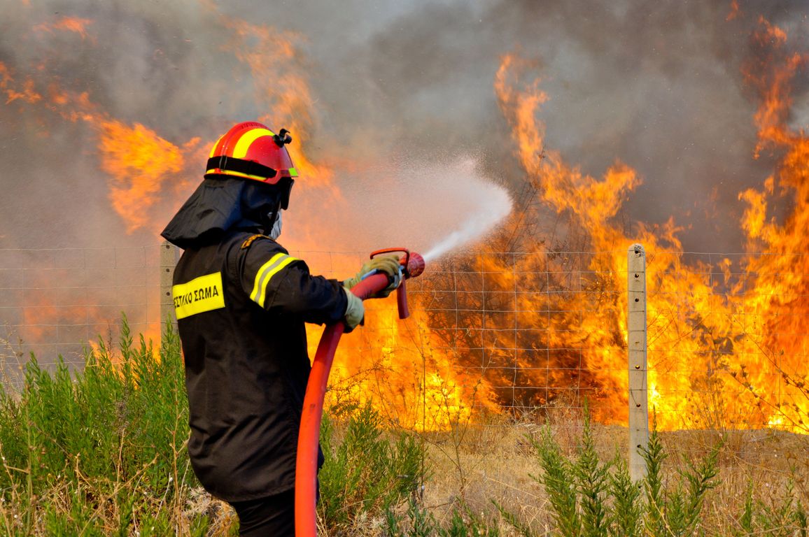 Απίστευτη εξήγηση εμπρηστή: «Έβαλα τις φωτιές επειδή μου αρέσει να βλέπω τους πυροσβέστες να τρέχουν»