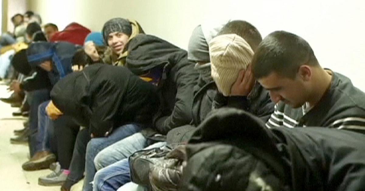 Κατά χιλιάδες φτάνουν οι μετανάστες στη Σερβία – 10.000 μέσα στο πρώτο τετράμηνο του 2015