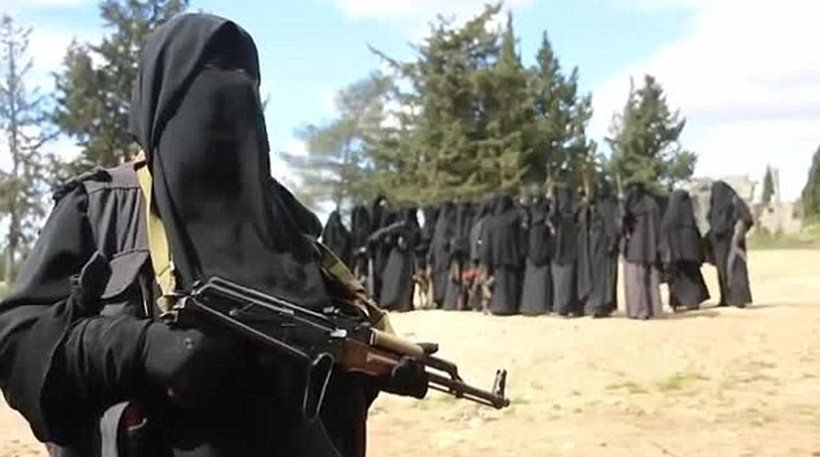 Το Ισλαμικό Κράτος εκπαιδεύει τζιχαντίστριες (βίντεο)