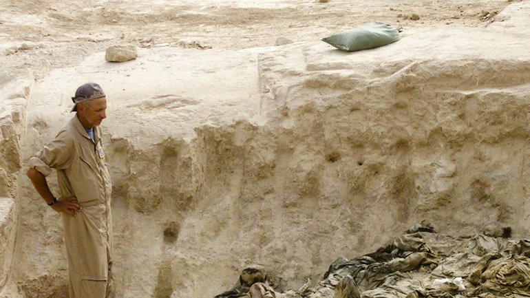 Eφιάλτης στο Τικρίτ: Oμαδικός τάφος 470 νέων ανθρώπων που σφαγιάστηκαν από τζιχαντιστές