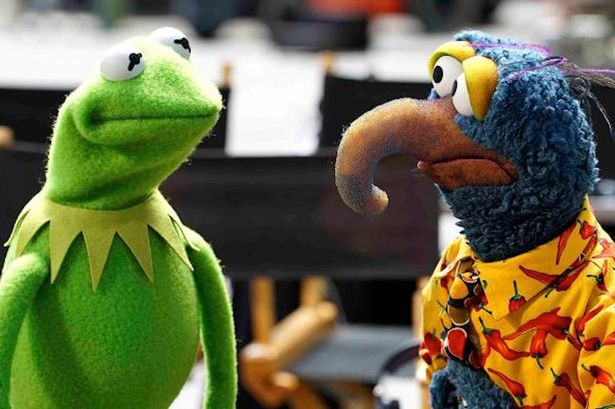Το Muppet Show επιστρέφει στην τηλεόραση 17 χρόνια μετά - Ξετρέλανε το πιλοτικό επεισόδιο με απίστευτα κείμενα
