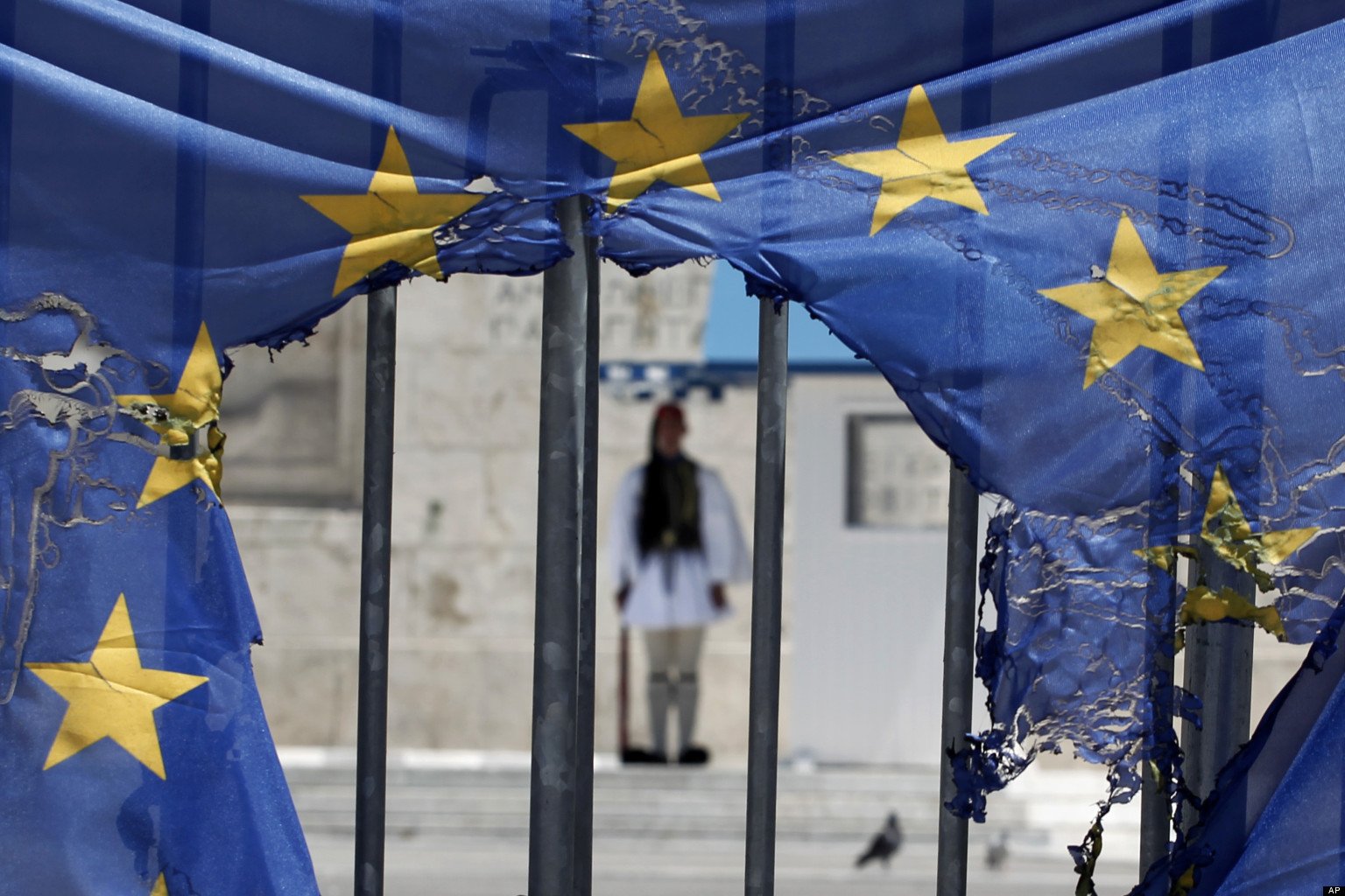 Γερμανοί οικονομολόγοι προειδοποιούν κατά ενός «κακού συμβιβασμού» μεταξύ Ελλάδας-πιστωτών