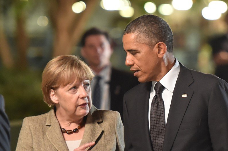 Φόβους για «αστάθεια στις διεθνείς αγορές» εξέφρασε στη Μέρκελ ο Ομπάμα από ένα πιθανό Grexit
