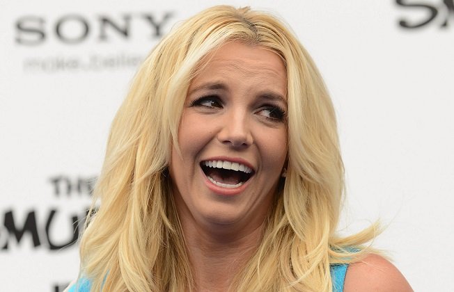 Μπρίτνεϊ Σπίαρς: Έξαλλη η Britney Spears σε έξοδο με τον σύζυγό της (Βίντεο)