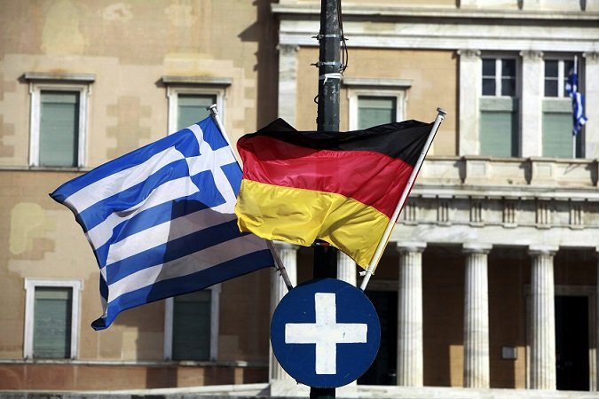 Spiegel: Η Μέρκελ ήταν έτοιμη να δώσει στην Ελλάδα ένα τρίτο πακέτο βοήθειας & ελάφρυνση χρέους